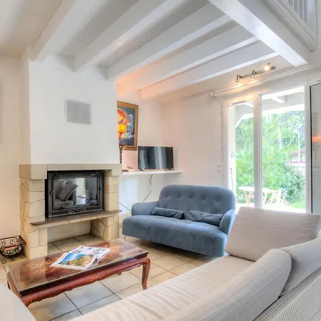 Holiday home Holiday Victor Hugo By Interhome
