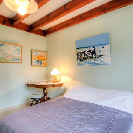 Victor Hugo By Interhome *